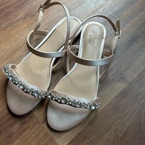 Jewel Badgley Mischka Champagne Sandals with Crystal Accents